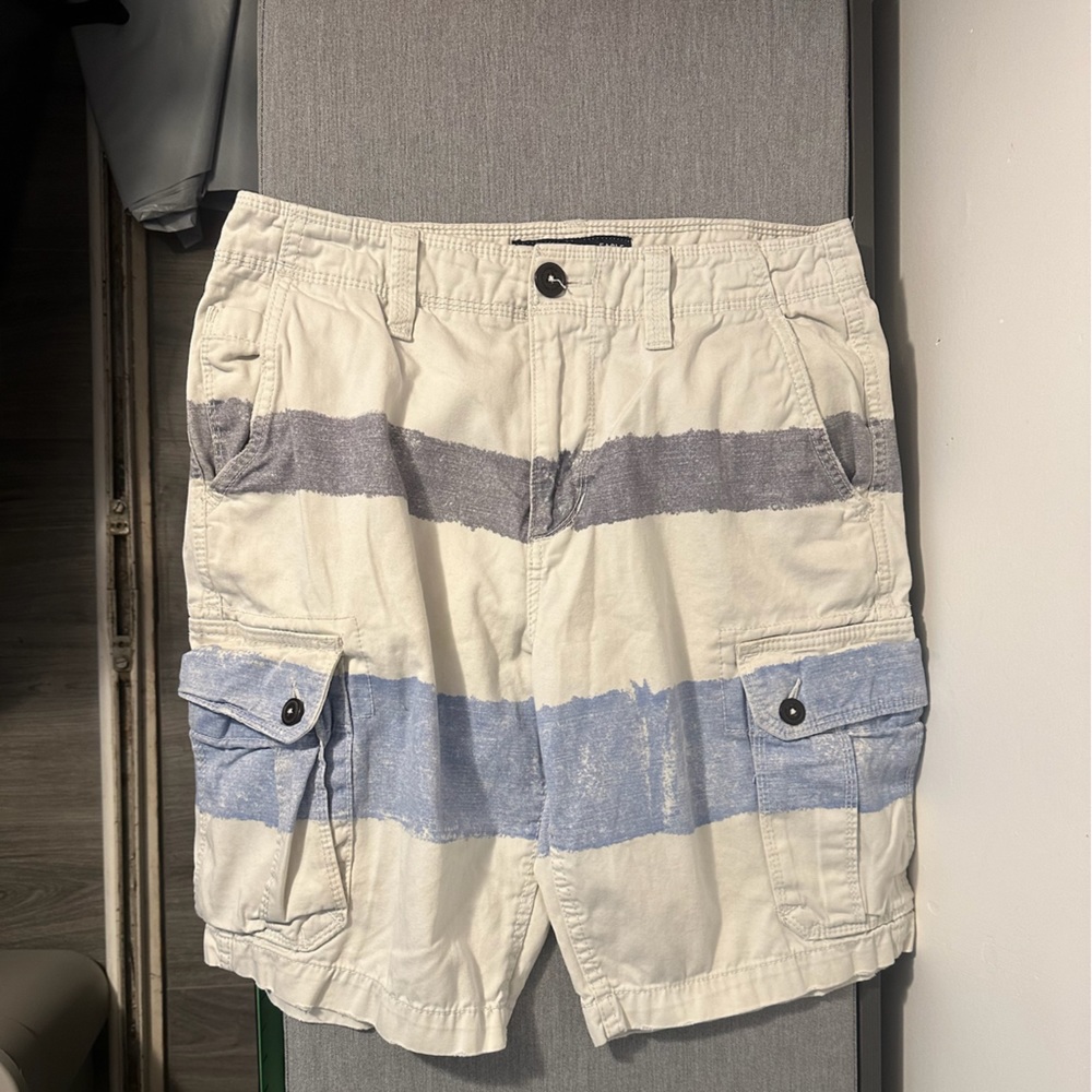 American Eagle Classic Fit Size 31 Blue & Grey Striped Shorts